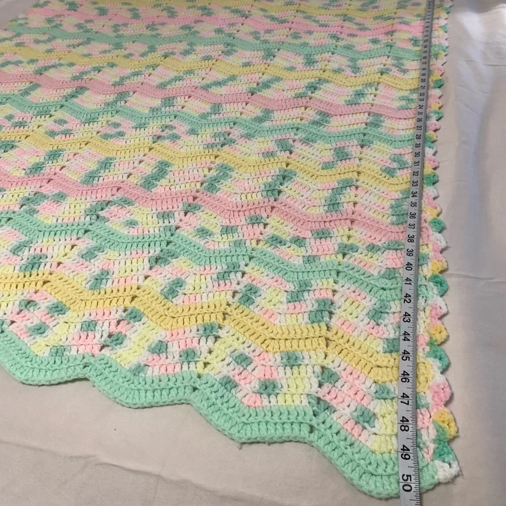 Vintage pastel crocheted knit blanket throw
